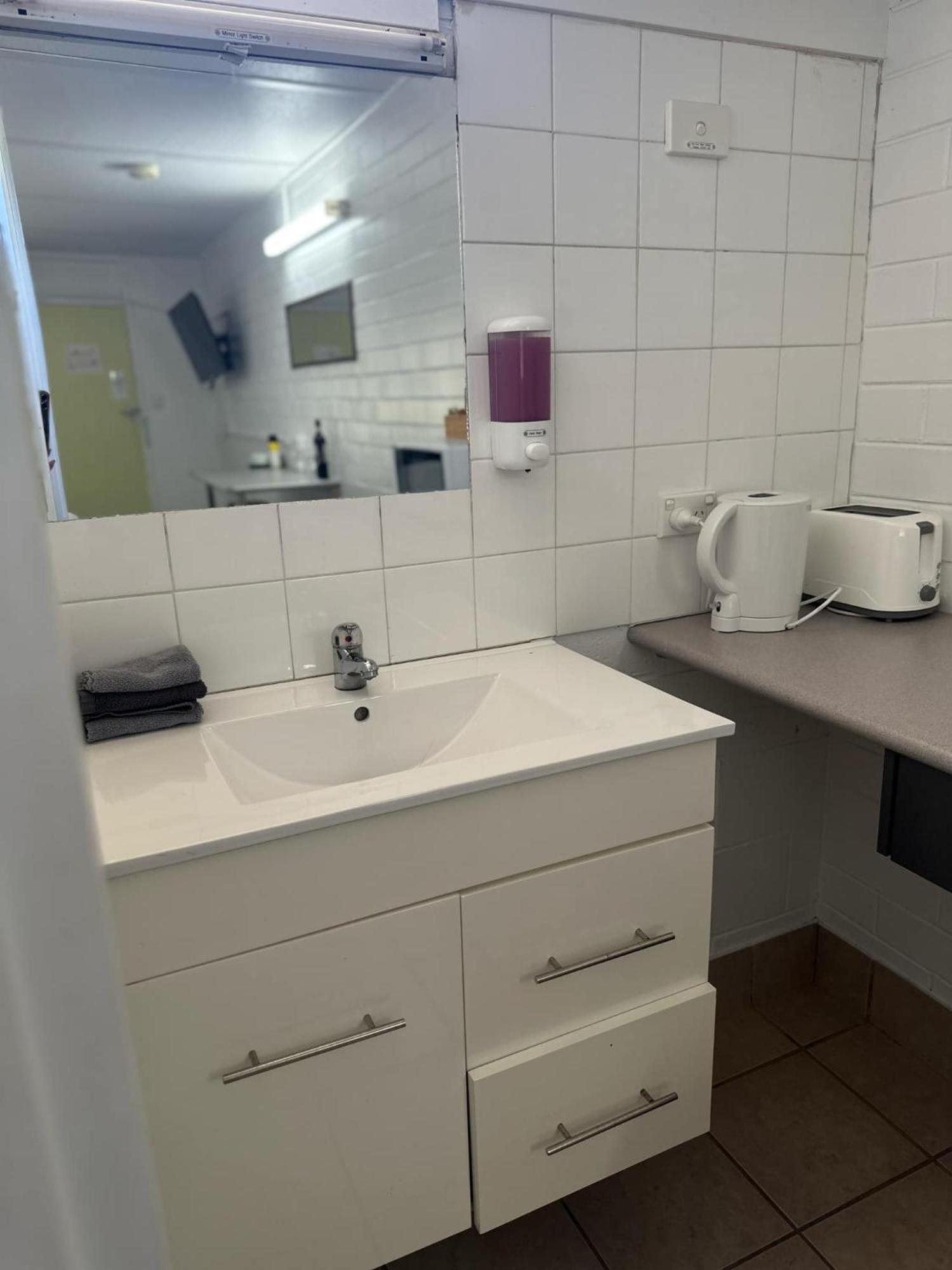 24Hourcheck-In- Bridgewater Motel-Victoria-Australia Bridgewater On Loddon Екстериор снимка